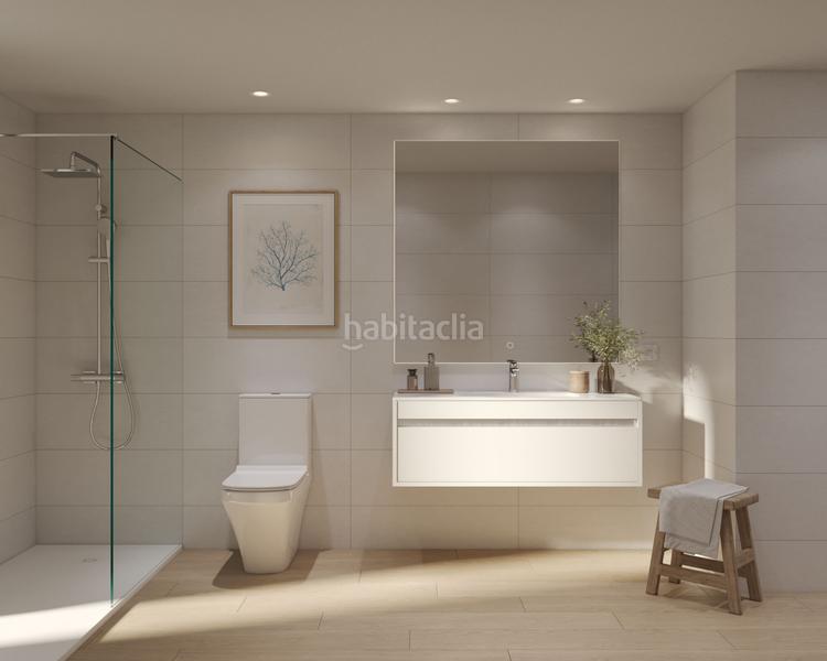 Foto 20df7a17-c5e2-43d2-a1ae-c418d4960fc8. Planta baja a pocos pasos de la playa, apartamento en planta baja con vistas abiertas en un complejo moderno en Estepona
