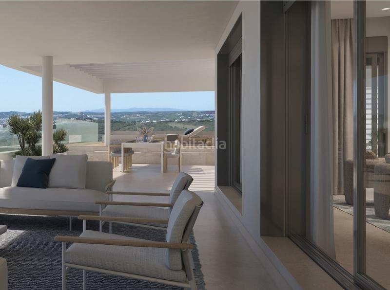 Foto cd2ef089-ccb8-4660-845a-fa2c07473db7. Planta baja a pocos pasos de la playa, apartamento en planta baja con vistas abiertas en un complejo moderno en Estepona