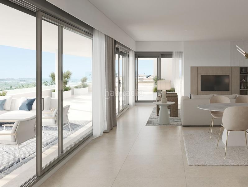 Foto d197fb49-5977-4842-bf03-cd9bd0747b33. Planta baja a pocos pasos de la playa, apartamento en planta baja con vistas abiertas en un complejo moderno en Estepona