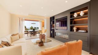 Apartament a Zona de Punta Plata. Lujoso apartamento reformado en primera línea de playa de 3 dorm