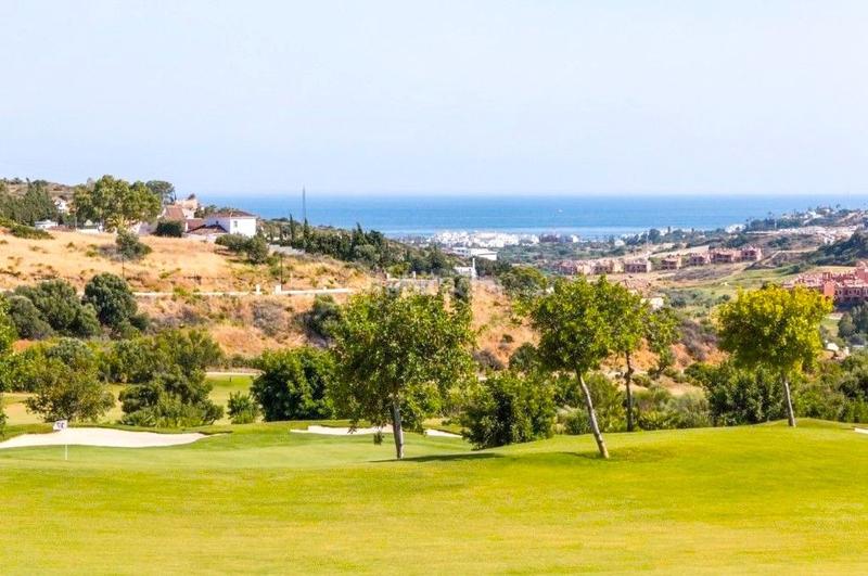 Foto 8fe5f6af-111f-47df-b5a0-d16963cea563. Casa villa con vistas al mar en construcción en Valle Romano Golf en Estepona