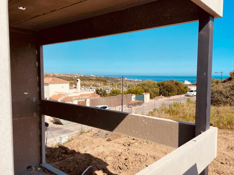 Foto 954b93a9-d536-43ab-8bef-41d5fafb7996. Casa villa con vistas al mar en construcción en Valle Romano Golf en Estepona