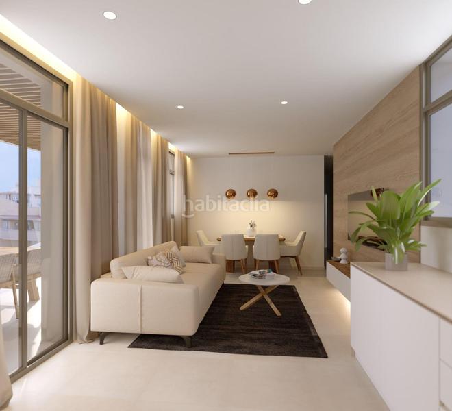 Foto 62fc7182-a016-4818-990d-1c3c23e3b685. Ático  nuevo de 3 dormitorios con solarium y piscina privada en el centro en Estepona