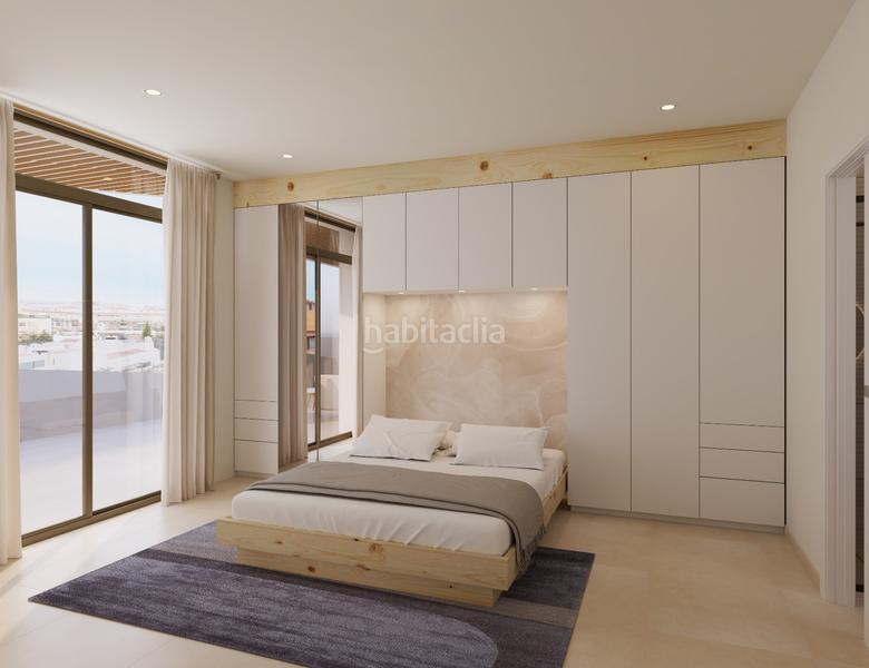 Foto 97e349dc-101e-4473-9b6e-82b2e18d4562. Ático  nuevo de 3 dormitorios con solarium y piscina privada en el centro en Estepona