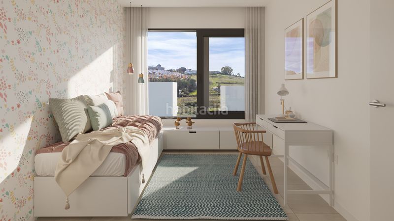 Foto 0f18d1a8-d5fa-45a1-afd0-faac17929832. Casa aparellada amb aparcament piscina a Nueva Atalaya Estepona