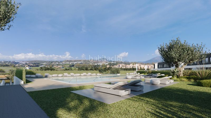 Foto fd826de4-8659-4a4b-bf52-3afc3d2e4d75. Casa aparellada amb aparcament piscina a Nueva Atalaya Estepona