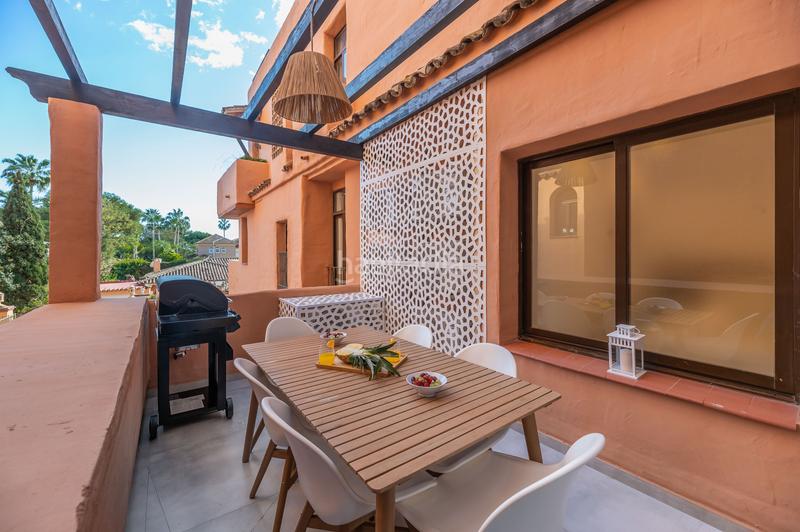 Foto 93366ab5-6783-48c2-a76d-0ff988e229aa. Apartamento 2 apartamentos en complejo junto a la playa en paraiso barronal en Estepona