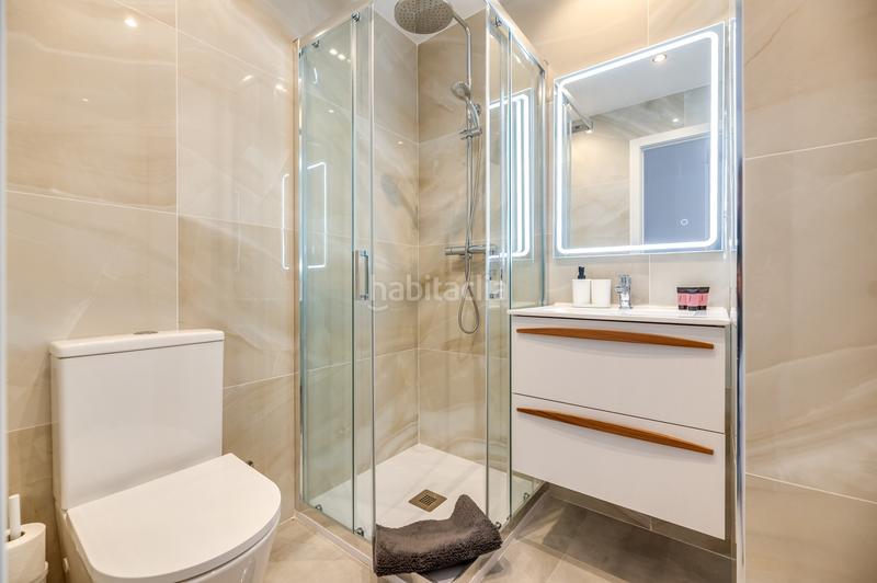 Foto c2461622-796f-45bc-88c8-c649045d82d4. Apartamento 2 apartamentos en complejo junto a la playa en paraiso barronal en Estepona