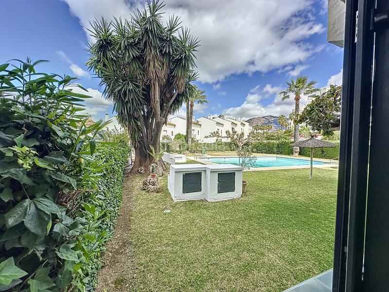 Foto 8e571ab3-692f-47ae-9551-66e78b45d2a7. Planta baixa amb aparcament piscina a Seghers Estepona