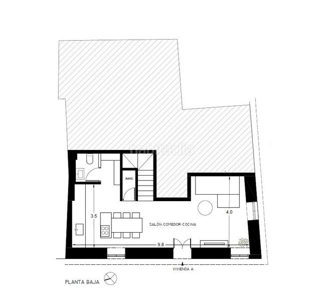 Foto fcbbc5bd-7575-4c14-8e60-b0ef09db636d. Casa adosada  renovada de 3 plantas en el casco antiguo en Estepona