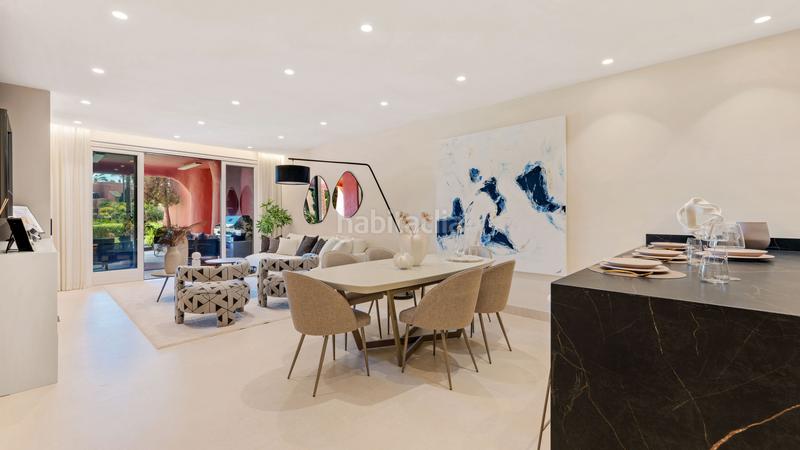 Foto a65b4eb8-dd41-47f1-ad6a-de6f09af9f68. Planta baja apartamento en planta baja con jardín frente a la playa en Estepona