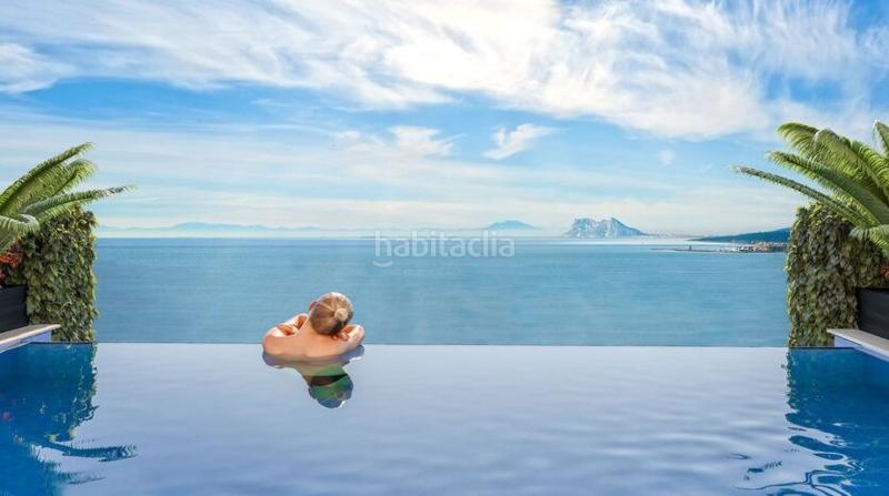 Foto 5ee65571-ed7d-4e7f-a6d2-2d31e00f81b6. Casa adosada adosado de 3 habitaciones con vistas al mar y solarium en Manilva