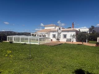 Casa a Buenas Noches. Amplia villa de 4 dormitorios con solarium en buenas noches  est