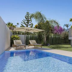 Casa adossada a Bel - Air. Casa adosada con sótano en contrucción en los flamingos  estepon