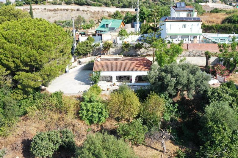 Foto 0298e0ec-ebf1-4e41-ab1c-6b97d39b87f3. Masia amb piscina a Seghers Estepona