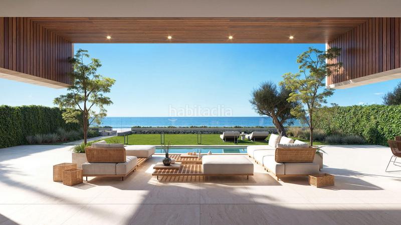 Foto 58591124-d6f9-46c3-8c92-e1f91b4a533a. Planta baja bajo con vistas al mar en promoción frente al mar en Manilva