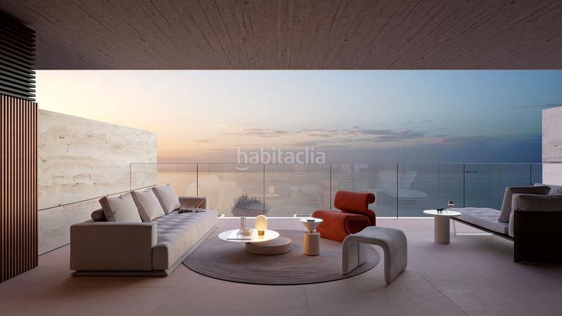 Foto f4b28cd9-b6e5-47c4-b685-e9b6bf34df6e. Ático lujoso ático frente al mar con vistas panorámicas y solarium privado en Manilva