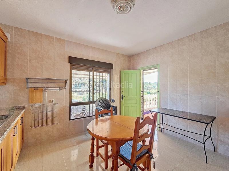 Foto ebfefaf0-1d7d-4b9c-8ab7-441daa1f3a14. Casa encantadora casa con grande finca en el padron, este en Estepona
