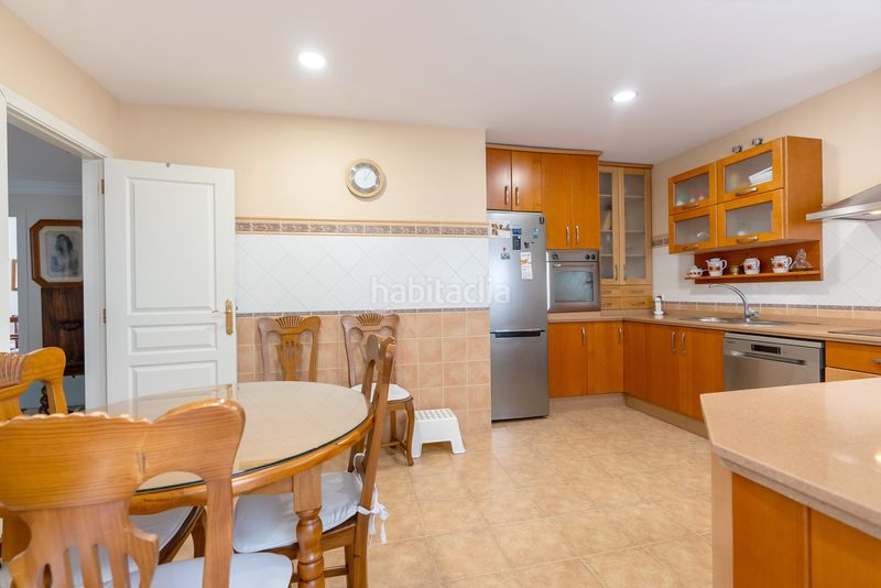 Foto db582516-90f5-44e2-884d-75010e11606f. Apartament a Centro Estepona