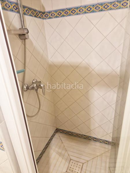 Foto 0185aacc-c6a3-41f8-98df-80d051b7bb15. Planta baja apartamento en planta baja con vistas al mar y acceso directo a la playa la perla de la bahía, en Casares
