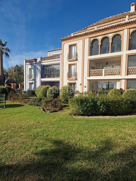 Foto 39f7d6f7-bc4e-4d45-8d0c-7fa9279bfd5f. Planta baja apartamento en planta baja con vistas al mar y acceso directo a la playa la perla de la bahía, en Casares