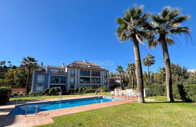 Foto 690fb5fd-0b96-4e4e-8c29-31fbeeea9f23. Planta baja apartamento en planta baja con vistas al mar y acceso directo a la playa la perla de la bahía, en Casares