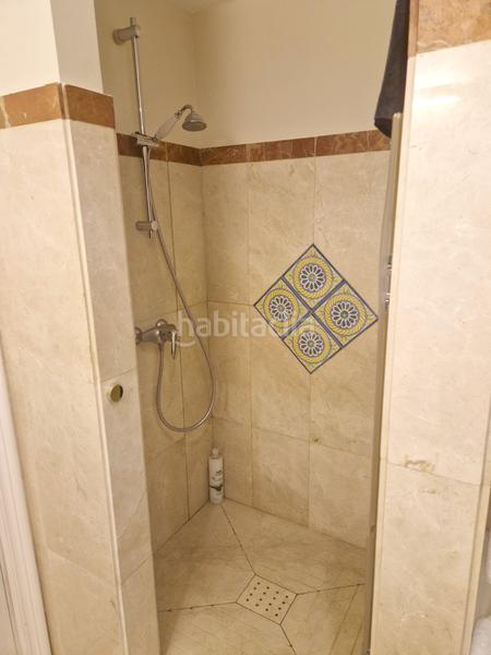 Foto 74b24150-cad0-4df3-a9bd-b97e3e8be72e. Planta baja apartamento en planta baja con vistas al mar y acceso directo a la playa la perla de la bahía, en Casares
