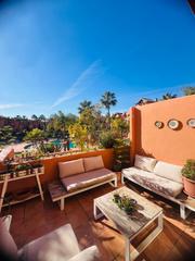 Appartement à Sotoserena. Apartamento en planta media en urbanización con sauna, piscina y