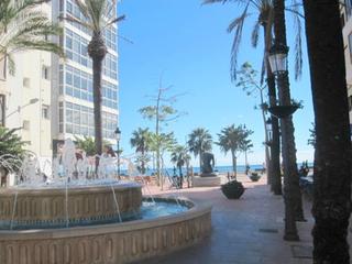 Appartement à Centro. Apartamento en el paseo marítimo y casco antiguo  estepona