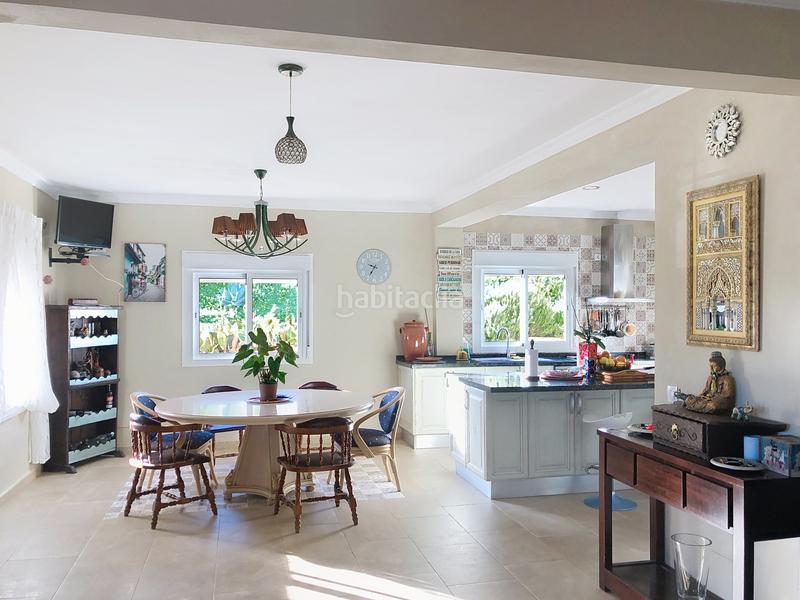 Foto 22fb5584-c13a-4e99-b2c4-f5ed242c542a. Casa con parcheggio piscina in Guadalobón Estepona