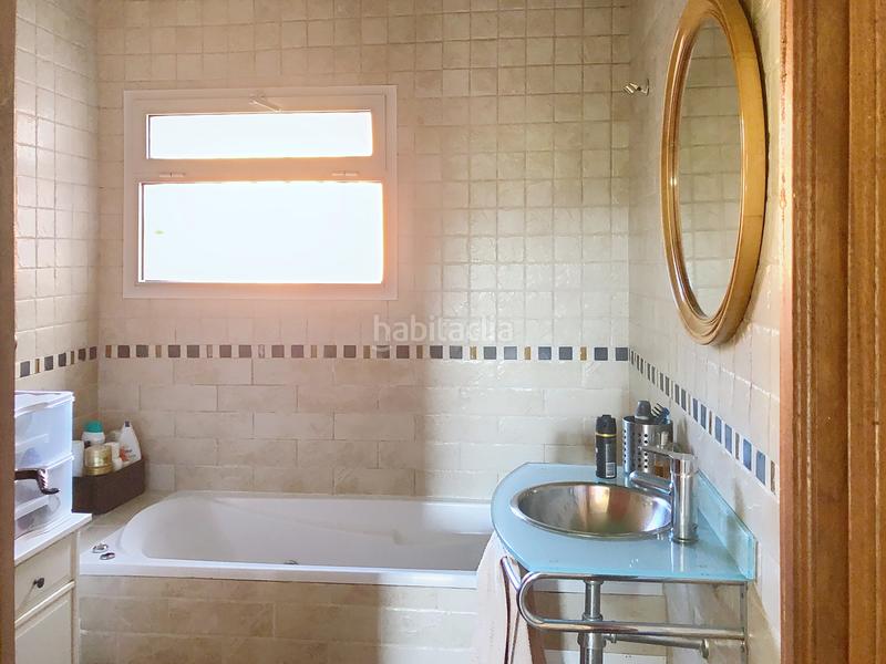 Foto a9e601c1-922c-4ce6-a4ce-1145a9356027. Casa con parcheggio piscina in Guadalobón Estepona