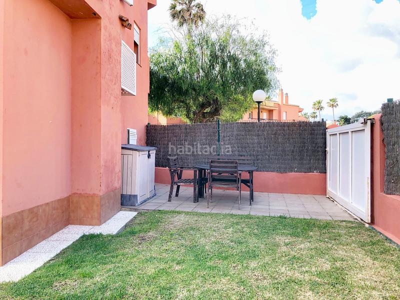 Foto 2e834abe-699d-4939-ad3b-15ebed2a2f64. Casa a schiera con parcheggio piscina in Alcorrín Manilva