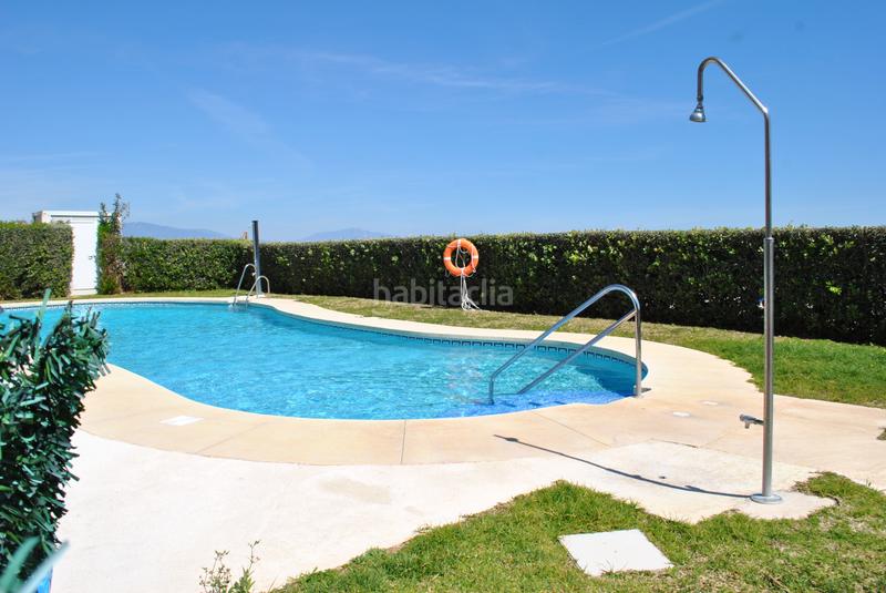 Foto 31b03845-5f83-45c3-b170-c5fa1b947da6. Casa a schiera con parcheggio piscina in Alcorrín Manilva