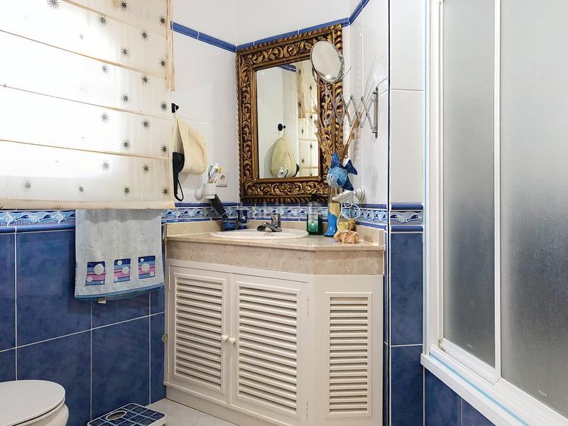 Foto 49e0cdfd-5d77-4774-bf48-c2ca65c0ffb4. Casa a schiera con parcheggio piscina in Alcorrín Manilva