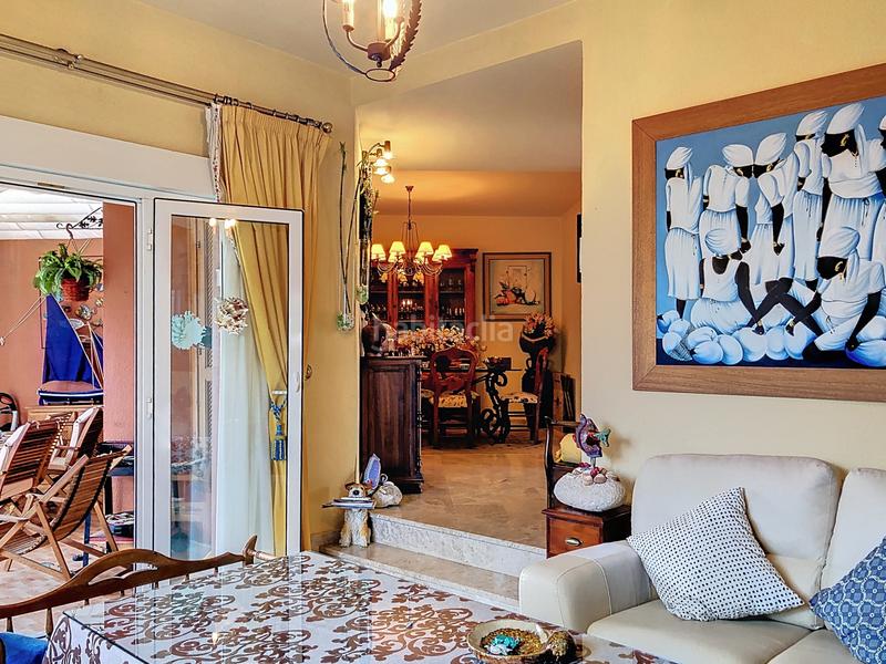 Foto 56c6564c-5ca5-491b-be9c-e9fa5a8255fc. Casa a schiera con parcheggio piscina in Alcorrín Manilva