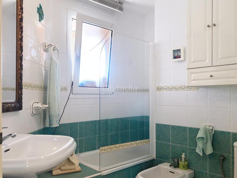 Foto a19e1b45-26e2-433b-8f44-b2d3135ab30f. Casa a schiera con parcheggio piscina in Alcorrín Manilva