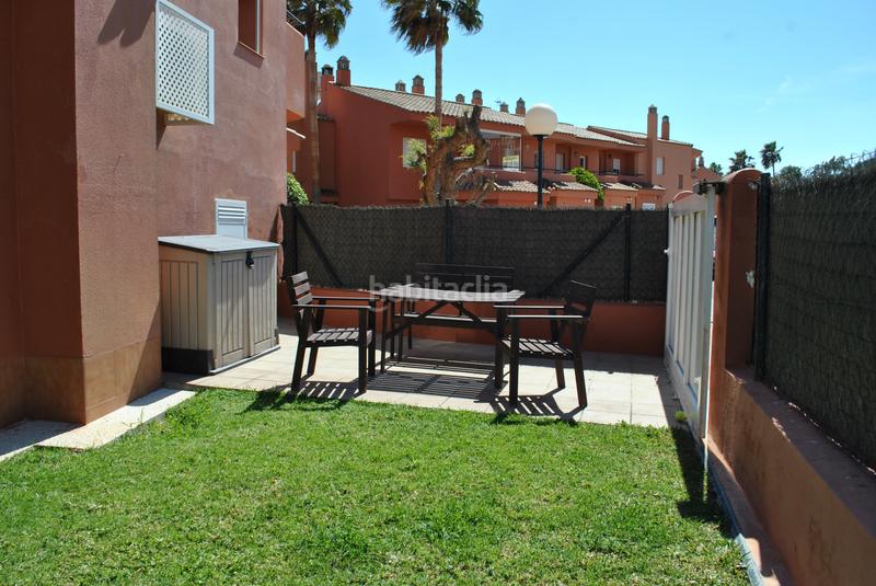 Foto b7f6663c-005b-493d-b49f-ee25af75786b. Casa a schiera con parcheggio piscina in Alcorrín Manilva