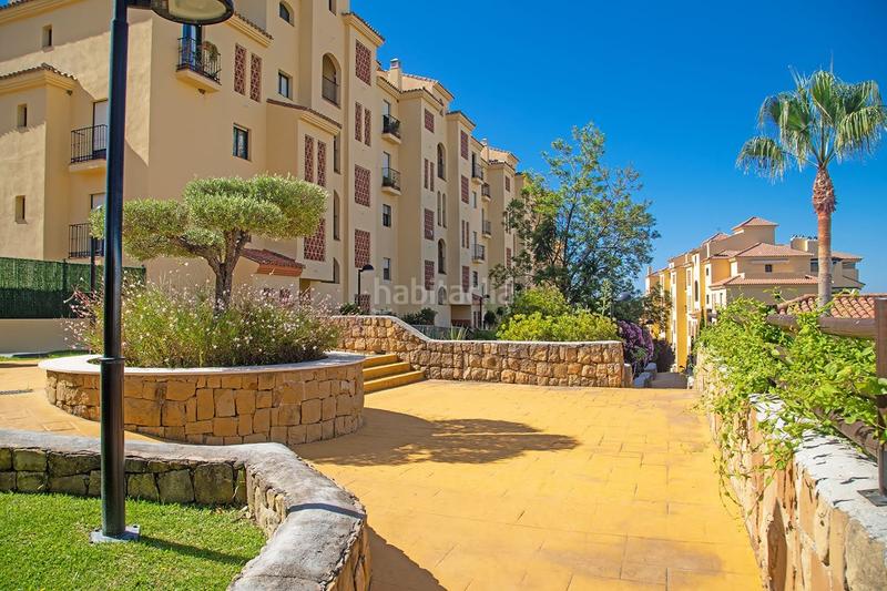 Foto 82354101-69ac-472a-8ef9-943e831a966e. Àtic amb aparcament a La Concha - Resina Golf Estepona