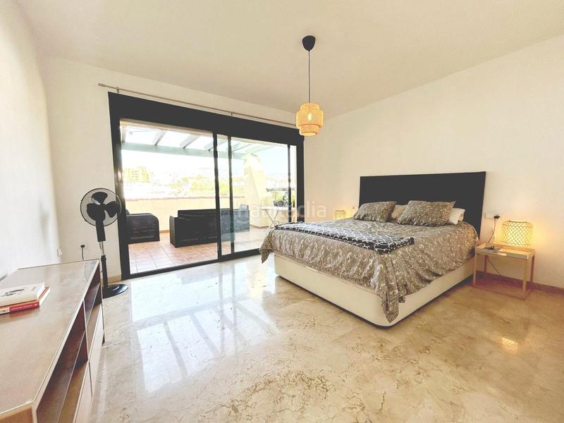 Foto 9cdc39f6-778b-4ead-9172-a0b6cc664163. Àtic amb aparcament a La Concha - Resina Golf Estepona