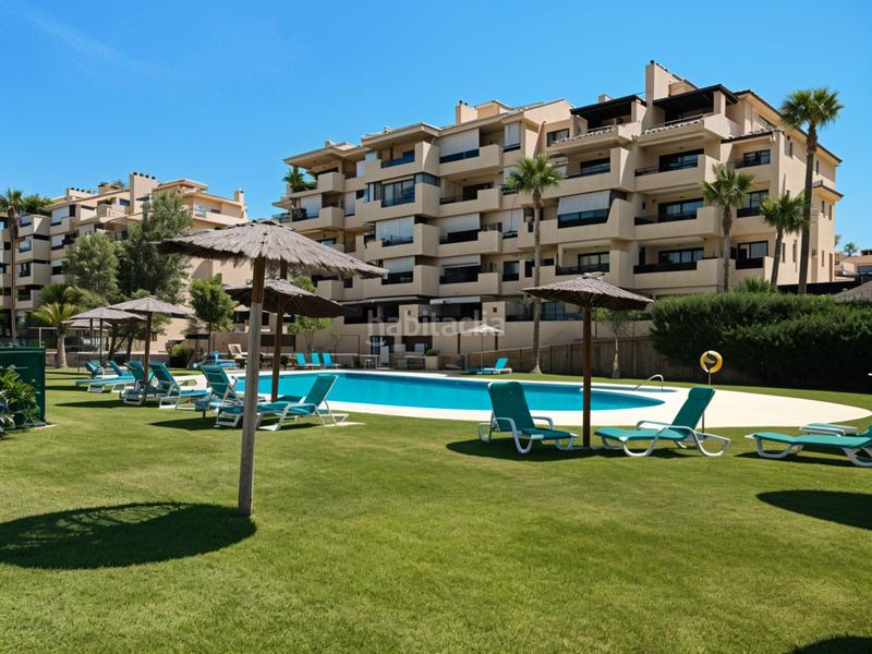 Foto b8d74825-2202-486d-b404-2cdc8bf9be60. Àtic amb aparcament a La Concha - Resina Golf Estepona