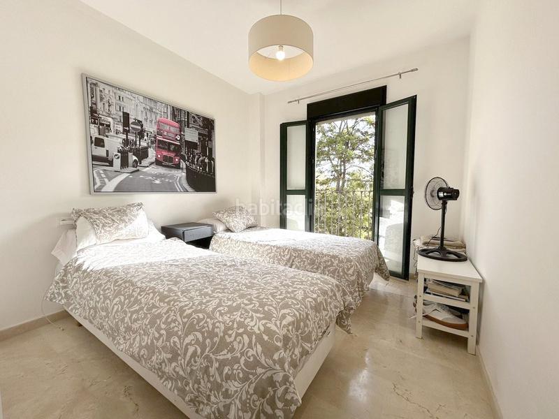 Foto d6fcd4af-6a5a-4c1e-9376-5b768c887ee2. Àtic amb aparcament a La Concha - Resina Golf Estepona