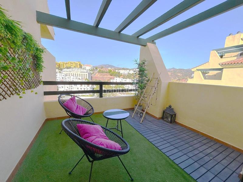 Foto dd569f22-4f80-47ed-8ef0-61bcdb780dba. Àtic amb aparcament a La Concha - Resina Golf Estepona