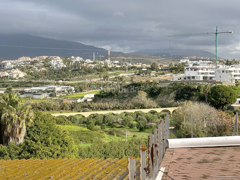 Foto 0280238f-e13f-4a8e-b4b4-22d1b8b9c8b5. Local comercial a Cancelada Estepona