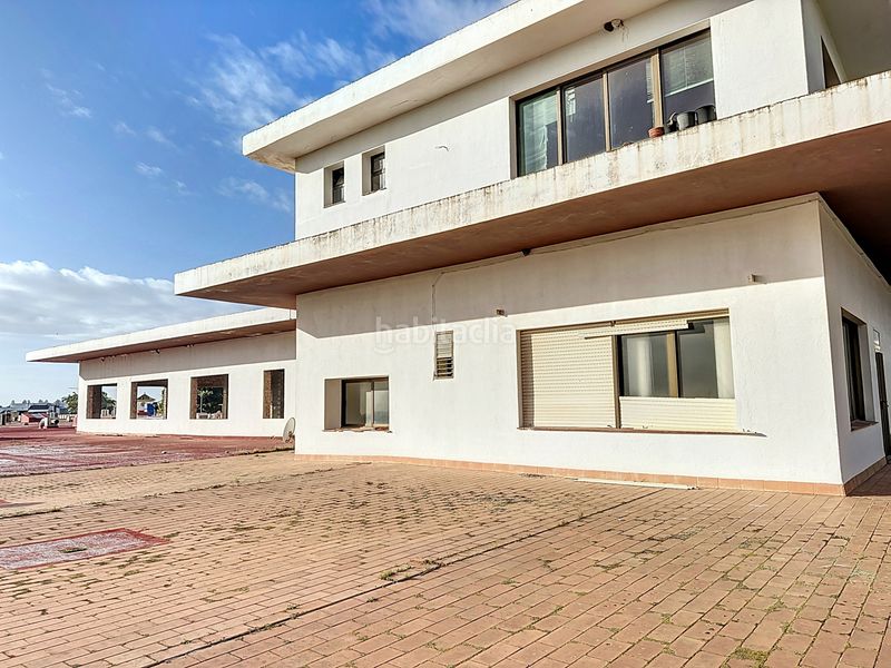 Foto efec33ec-c011-4734-ba79-46b5495582ed. Local comercial a Cancelada Estepona