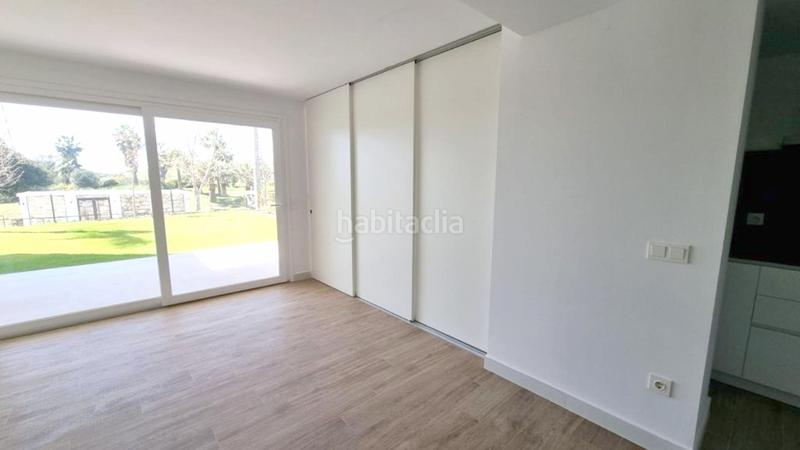 Foto 84a37176-9226-48ab-93f2-80e1da1f408e. Rez-de-chaussée avec parking piscine dans Casares pueblo Casares