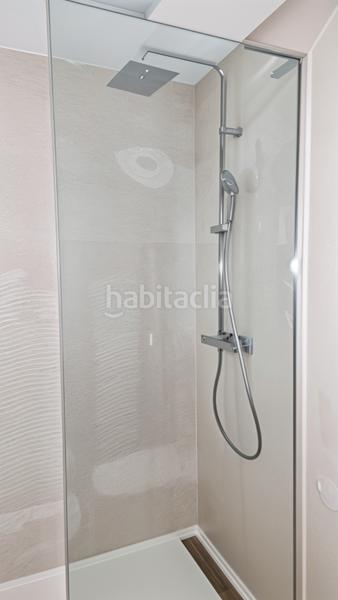 Foto c1657aae-b631-4cd6-8a2e-530eeb5e7709. Rez-de-chaussée avec parking piscine dans Casares pueblo Casares