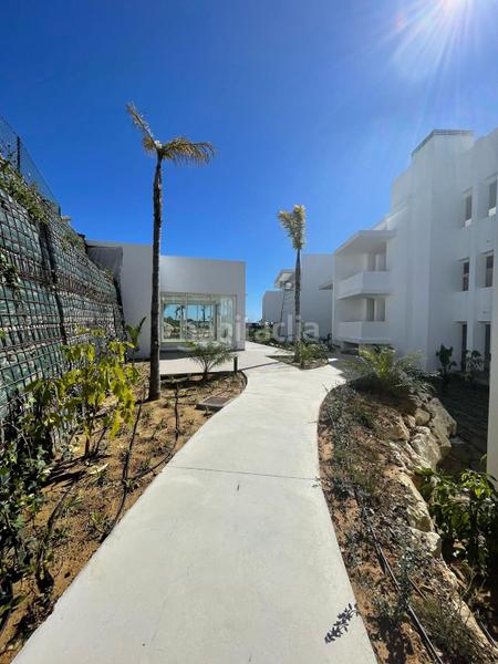 Foto f4aebdcd-25bd-4ddc-b510-894e1cf92559. Rez-de-chaussée avec parking piscine dans Casares pueblo Casares