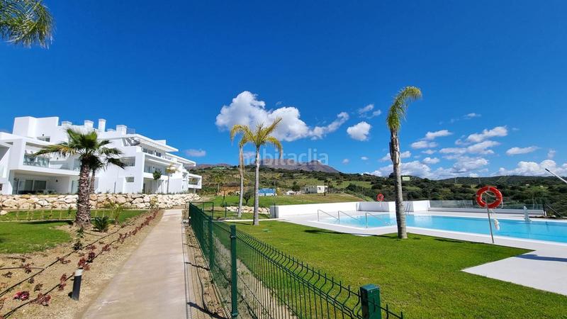 Foto f9fa85ba-7079-4ac5-81e7-3f02f359ccb3. Rez-de-chaussée avec parking piscine dans Casares pueblo Casares