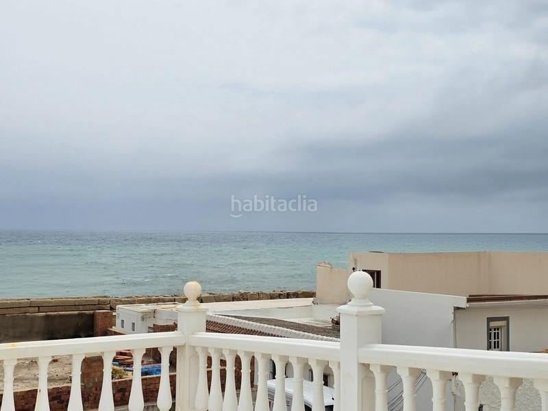 Foto 1fde6181-6dfb-43ca-a153-266569fb0a92. Casa adosada oportunidad única junto al mar en la encantadora zona dEl Castillo de la duquesa en Manilva