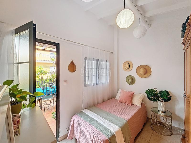 Foto d633cca8-56de-49e8-adf7-8c6aa22f8732. Casa adosada oportunidad única junto al mar en la encantadora zona dEl Castillo de la duquesa en Manilva